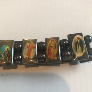 Bracelet with virgen de Guadalupe and more saints